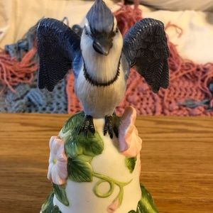 VINTAGE AVON BLUEJAY BELL. NWOB